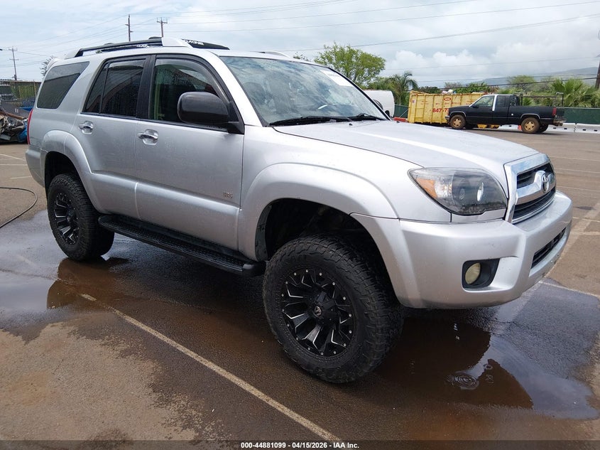 2007 Toyota 4runner VIN JTEZU14R270083804 IAAI salvage auction — LEFT FRONT, Salvage (Hawaii), sold $2,550 on 2026-07-12 (photo 1)