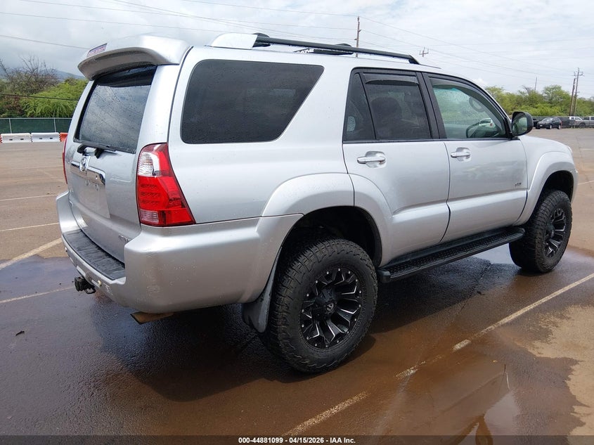 2007 Toyota 4runner VIN JTEZU14R270083804 IAAI salvage auction — LEFT FRONT, Salvage (Hawaii), sold $2,550 on 2026-07-12 (photo 4)