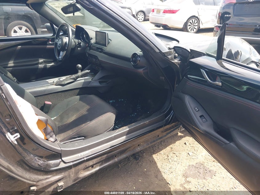 2016 Mazda Mx-5 VIN JM1NDAC71G0111319 IAAI salvage auction — FRONT END, Wait Title, sold $2,550 on 2026-07-06 (photo 5)