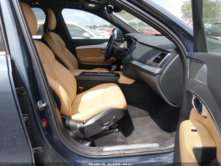2018 Volvo Xc90 VIN YV4102PK3J1385554 IAAI salvage auction — LEFT FRONT, Wait Title, sold $6,500 on 2026-07-08 (photo 5)