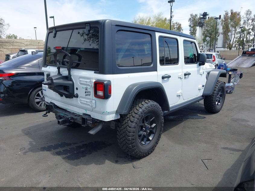 2025 Jeep Grand wagoneer VIN 1C4RJXN61SW596827 IAAI salvage auction — REAR END, Salvage Title, sold $10,200 on 2026-07-24 (photo 4)