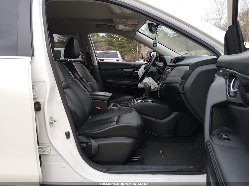 2018 Nissan Rogue VIN JN8AT2MV7JW306158 IAAI salvage auction — FRONT END, Salvage (Massachusetts), sold $4,300 on 2026-07-18 (photo 5)