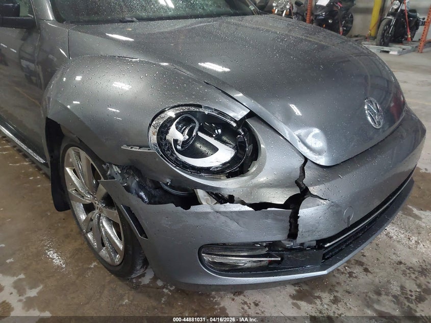 2012 Volkswagen Beetle VIN 3VW4A7AT9CM643932 IAAI salvage auction — FRONT END, Wait Title, sold $1,300 on 2026-07-09 (photo 6)
