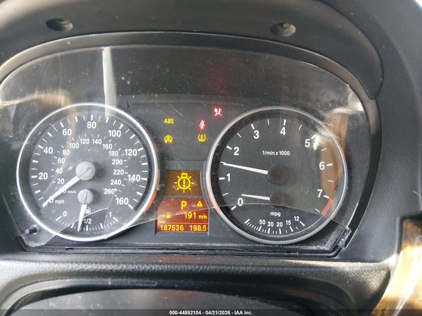 2007 BMW 3 series VIN WBAVA33547PV67788 IAAI salvage auction — FRONT & REAR, Salvage (Colorado), sold $375 on 2026-08-04 (photo 7)