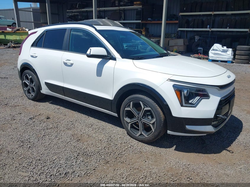 2025 Kia Niro VIN KNDCR3LE0S5283985 IAAI salvage auction — FRESH WATER, Salvage Title, sold $2,050 on 2026-07-21 (photo 1)
