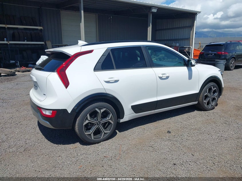 2025 Kia Niro VIN KNDCR3LE0S5283985 IAAI salvage auction — FRESH WATER, Salvage Title, sold $2,050 on 2026-07-21 (photo 4)