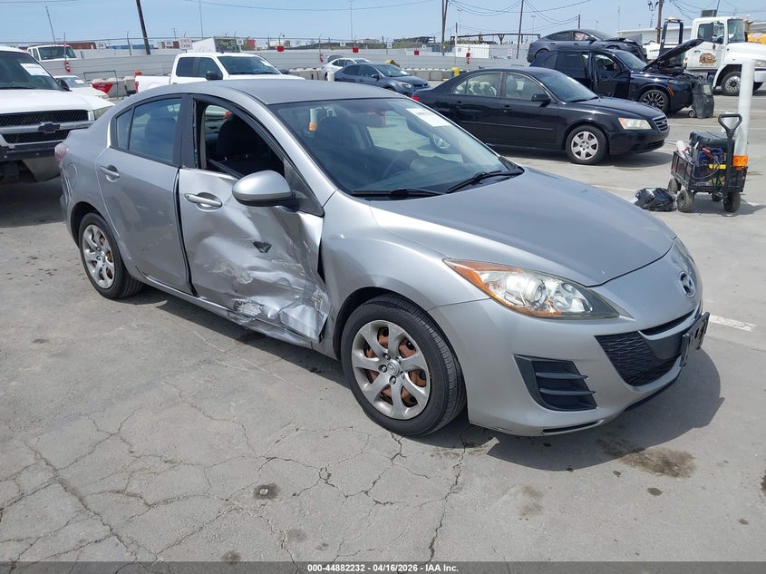 2010 Mazda 3 VIN JM1BL1SG9A1133657 IAAI salvage auction — SIDE, Salvage (California), sold $750 on 2026-07-11 (photo 1)