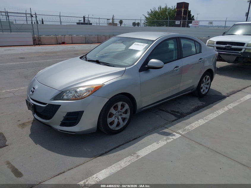 2010 Mazda 3 VIN JM1BL1SG9A1133657 IAAI salvage auction — SIDE, Salvage (California), sold $750 on 2026-07-11 (photo 2)