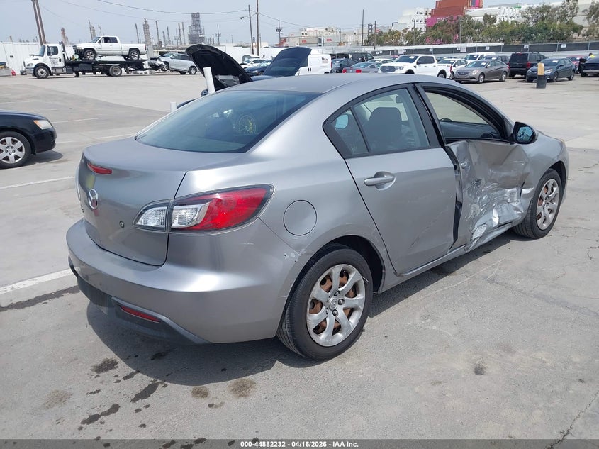 2010 Mazda 3 VIN JM1BL1SG9A1133657 IAAI salvage auction — SIDE, Salvage (California), sold $750 on 2026-07-11 (photo 4)