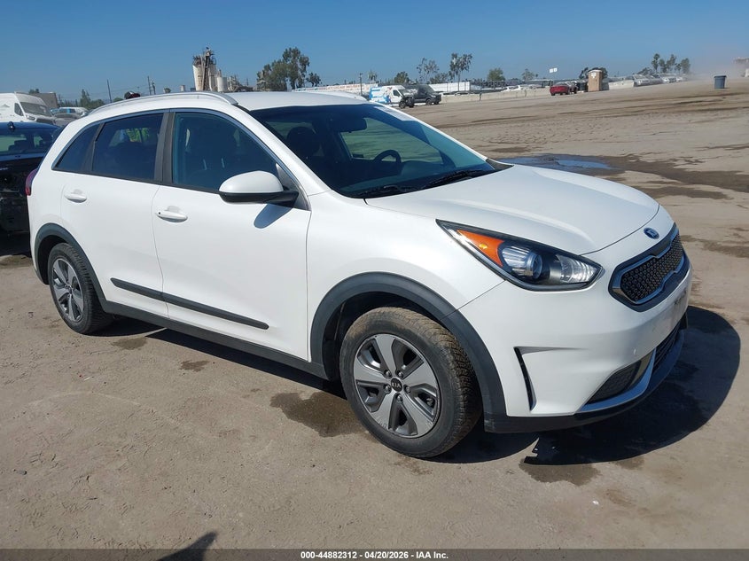 2019 Kia Niro VIN KNDCB3LC1K5353061 IAAI salvage auction — REAR END, Salvage Title, sold $2,650 on 2026-07-15 (photo 1)