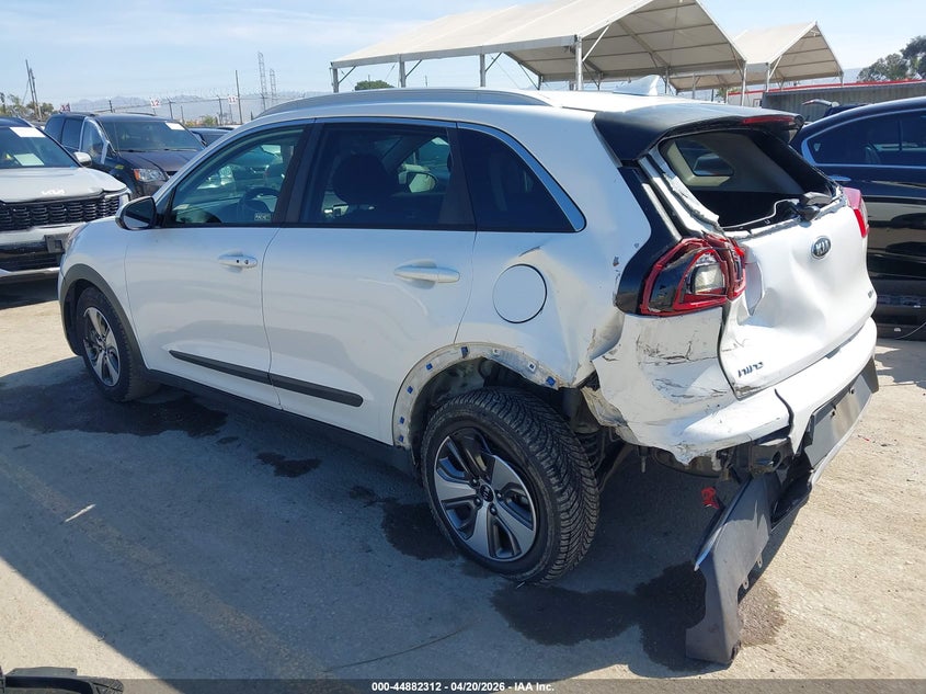 2019 Kia Niro VIN KNDCB3LC1K5353061 IAAI salvage auction — REAR END, Salvage Title, sold $2,650 on 2026-07-15 (photo 3)