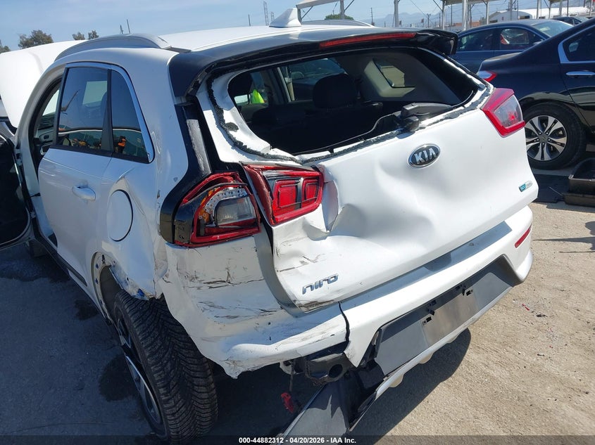 2019 Kia Niro VIN KNDCB3LC1K5353061 IAAI salvage auction — REAR END, Salvage Title, sold $2,650 on 2026-07-15 (photo 6)