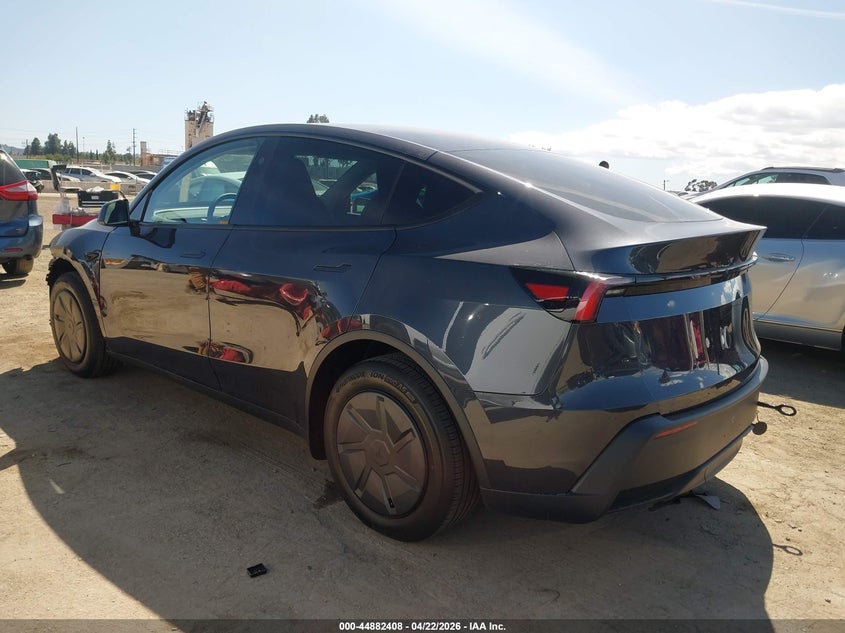 2026 Tesla Model y VIN 7SAYGDED8TA603057 IAAI salvage auction — RIGHT FRONT, Wait Title, sold $14,050 on 2026-07-08 (photo 3)