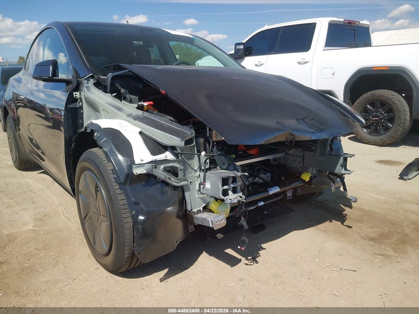 2026 Tesla Model y VIN 7SAYGDED8TA603057 IAAI salvage auction — RIGHT FRONT, Wait Title, sold $14,050 on 2026-07-08 (photo 6)