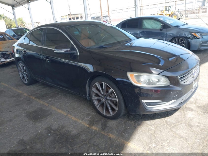 2015 Volvo S60 VIN YV149MFK7F2363166 IAAI salvage auction — SIDE, Wait Title, sold $1,100 on 2026-08-15 (photo 1)