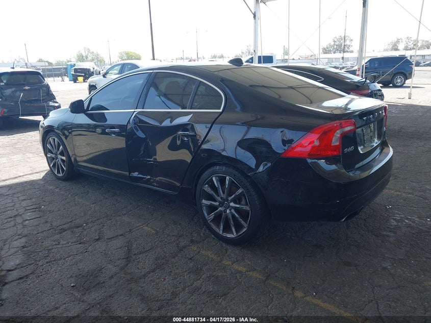 2015 Volvo S60 VIN YV149MFK7F2363166 IAAI salvage auction — SIDE, Wait Title, sold $1,100 on 2026-08-15 (photo 3)