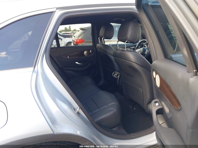 2021 Mercedes-benz Glc VIN W1N0G8DB8MF998173 IAAI salvage auction — RIGHT SIDE, Original (Texas), sold $10,700 on 2026-07-08 (photo 8)