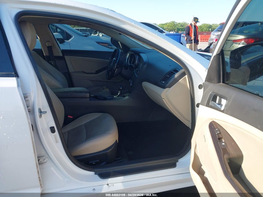 2015 Kia Optima VIN 5XXGN4A77FG509111 IAAI salvage auction — RIGHT SIDE, Salvage Title, sold $25 on 2026-07-21 (photo 5)