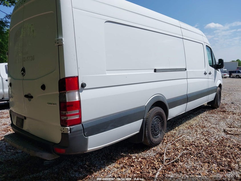 2017 Mercedes-benz Sprinter VIN WD3PE8CD6HP500402 IAAI salvage auction — FRONT END, Salvage (Tennessee), sold $3,100 on 2026-07-13 (photo 4)