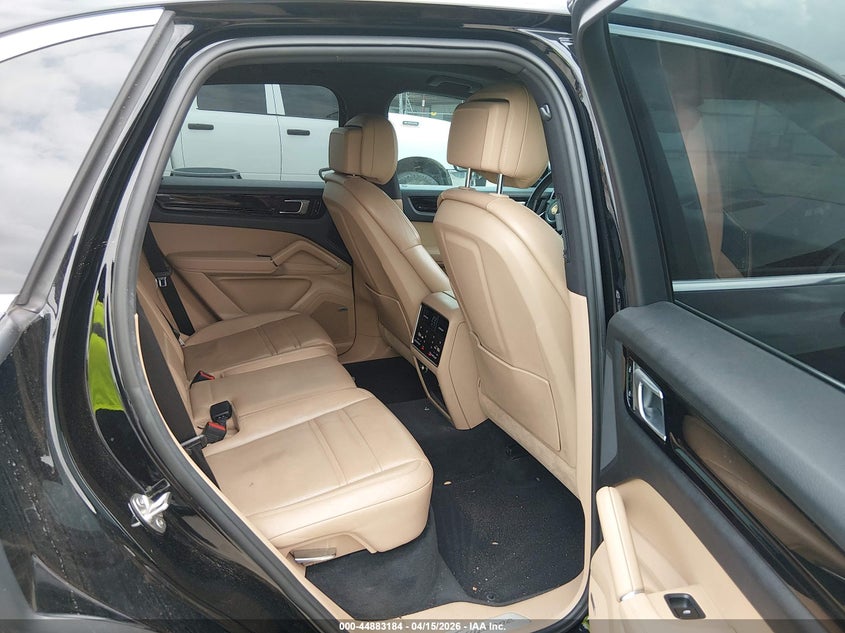 2019 Porsche Cayenne VIN WP1AB2AY3KDA64073 IAAI salvage auction — REAR END, Original (Texas), sold $18,900 on 2026-07-14 (photo 8)
