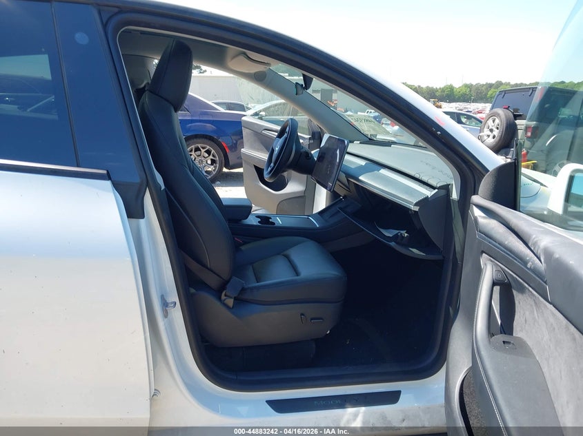 2023 Tesla Model y VIN 7SAYGDEE0PA075271 IAAI salvage auction — FRONT END, Salvage (Georgia), sold $13,900 on 2026-07-30 (photo 5)