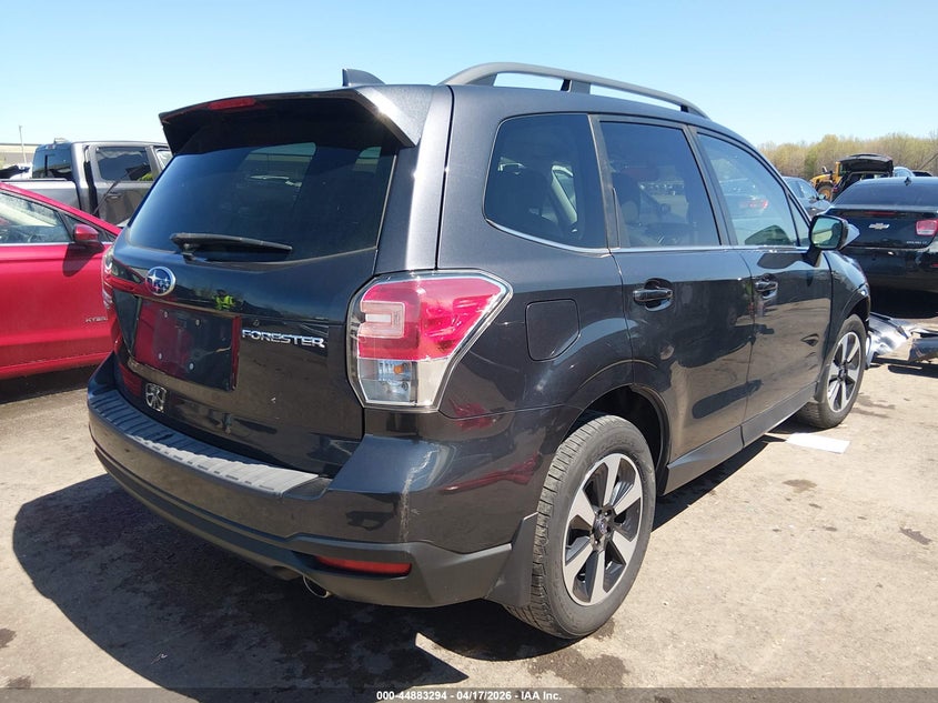 2018 Subaru Forester VIN JF2SJAJC2JH530138 IAAI salvage auction — FRONT END, Wait Title, sold $2,850 on 2026-07-14 (photo 4)