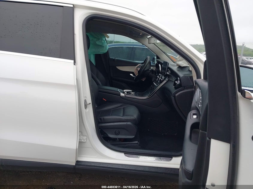 2019 Mercedes-benz Glc VIN WDC0G4JB4K1000402 IAAI salvage auction — FRONT END, Salvage (Oklahoma), sold $3,850 on 2026-07-28 (photo 5)