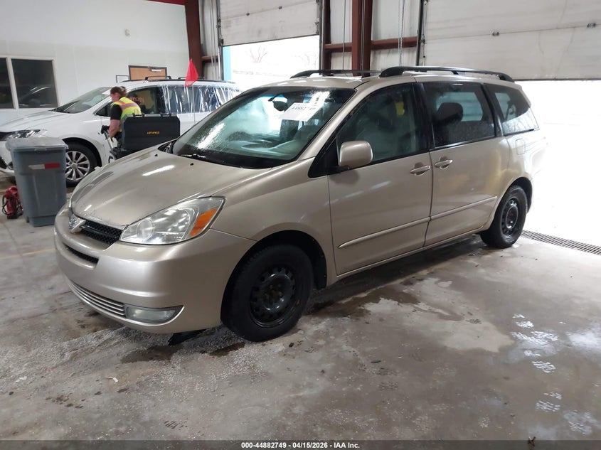 2004 Toyota Sienna VIN 5TDZA22C64S039072 IAAI salvage auction — NORMAL WEAR, Salvage (Texas), sold $525 on 2026-07-27 (photo 2)