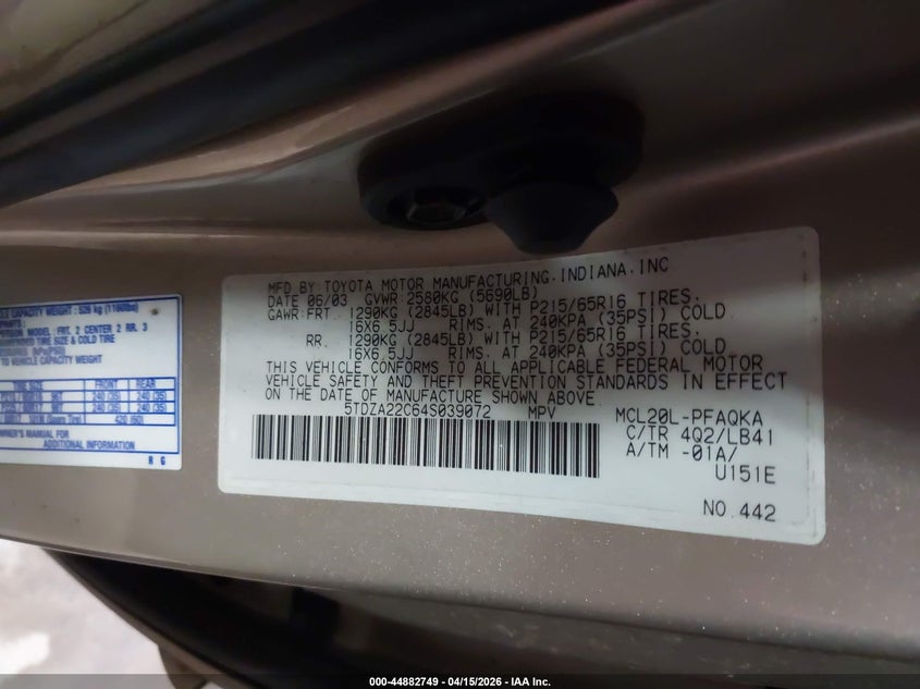 2004 Toyota Sienna VIN 5TDZA22C64S039072 IAAI salvage auction — NORMAL WEAR, Salvage (Texas), sold $525 on 2026-07-27 (photo 9)
