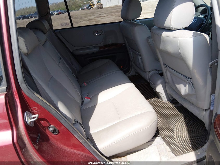 2006 Toyota Highlander VIN JTEEP21A160182820 IAAI salvage auction — MECHANICAL, Salvage (Texas), sold $925 on 2026-07-17 (photo 8)