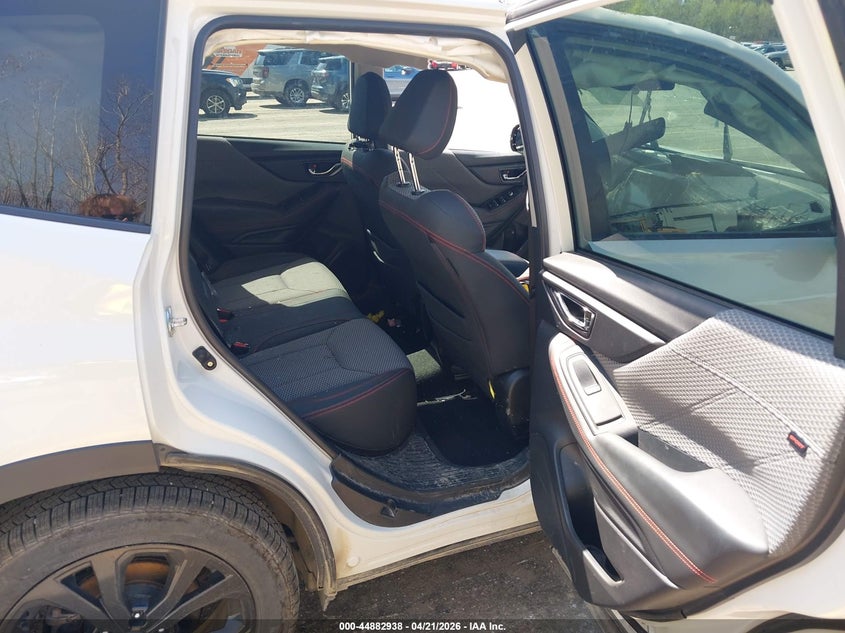 2023 Subaru Forester VIN JF2SKAJC3PH490173 IAAI salvage auction — RIGHT FRONT, Salvage Title, sold $2,825 on 2026-07-06 (photo 8)