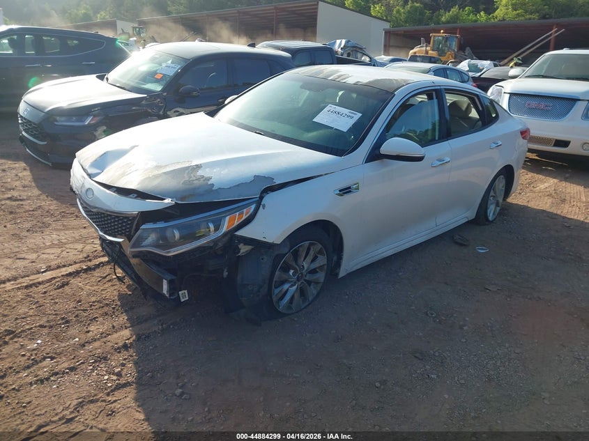 2016 Kia Optima VIN 5XXGU4L32GG056420 IAAI salvage auction — FRONT & REAR, Wait Title, sold $750 on 2026-07-08 (photo 2)