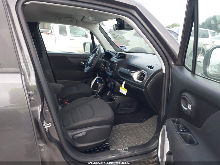 2021 Jeep Renegade VIN ZACNJCBB9MPM21862 IAAI salvage auction — LEFT FRONT, Wait Title, sold $3,050 on 2026-07-14 (photo 5)