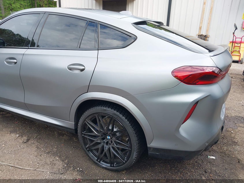 2025 BMW X6 m VIN 5YM23ET02S9X29308 IAAI salvage auction — THEFT, Salvage Title, sold $65,700 on 2026-08-13 (photo 6)