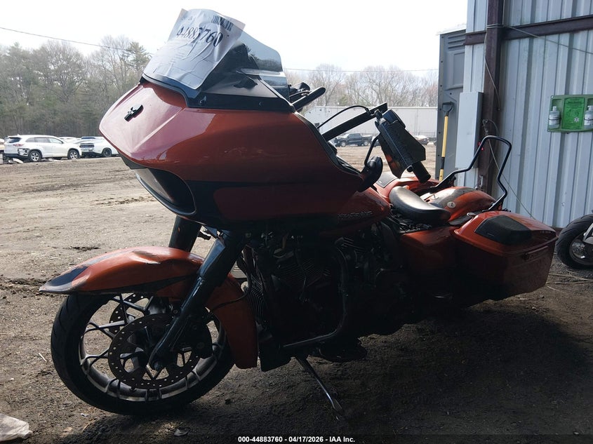2020 Harley-davidson Road glide VIN 1HD1KTP13LB654299 IAAI salvage auction — FRONT END, Salvage Title, sold $5,500 on 2026-07-21 (photo 2)
