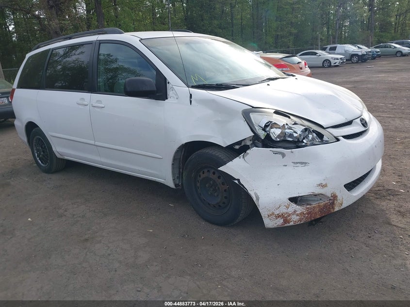 2007 Toyota Sienna VIN 5TDZK23C17S015830 IAAI salvage auction — FRONT END, Salvage - Greater Than 75% (Maryland), sold $675 on 2026-07-31 (photo 1)