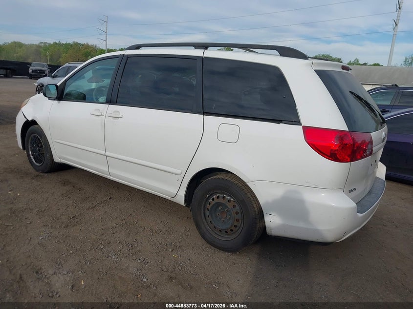 2007 Toyota Sienna VIN 5TDZK23C17S015830 IAAI salvage auction — FRONT END, Salvage - Greater Than 75% (Maryland), sold $675 on 2026-07-31 (photo 3)