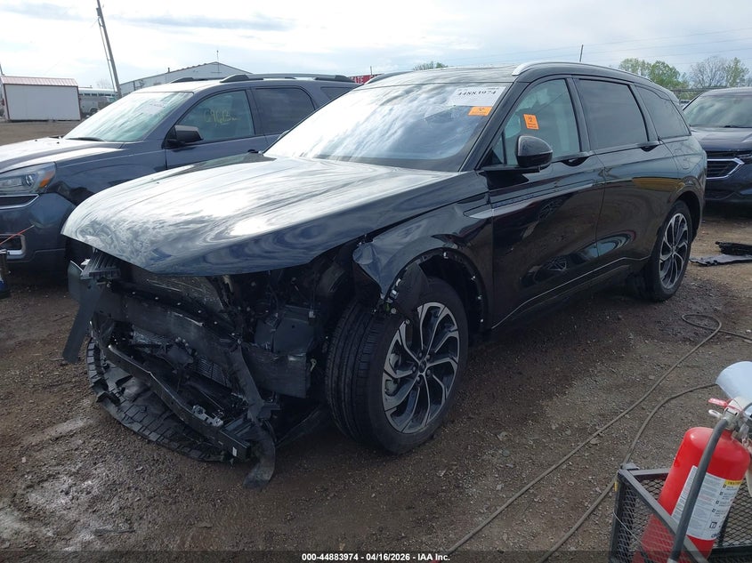 2025 Lincoln Nautilus VIN 5LMPJ8K42SJ932488 IAAI salvage auction — FRONT END, Salvage (Illinois), sold $12,500 on 2026-07-08 (photo 2)