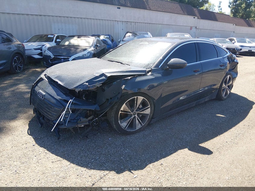 2025 Audi A6 VIN WAU3CAGH4SA026312 IAAI salvage auction — LEFT FRONT, Salvage Title, sold $7,100 on 2026-07-29 (photo 2)