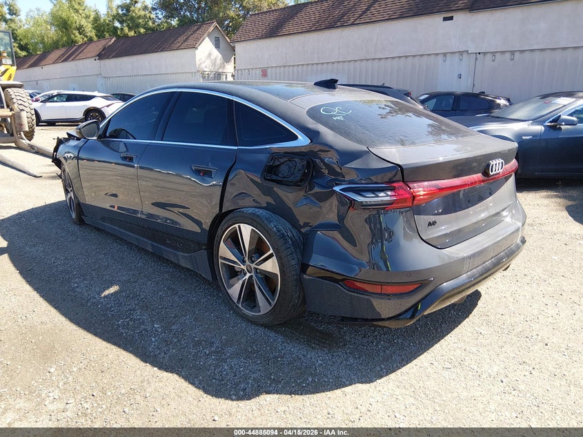 2025 Audi A6 VIN WAU3CAGH4SA026312 IAAI salvage auction — LEFT FRONT, Salvage Title, sold $7,100 on 2026-07-29 (photo 3)