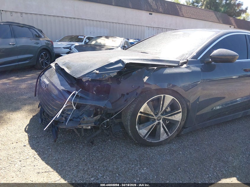 2025 Audi A6 VIN WAU3CAGH4SA026312 IAAI salvage auction — LEFT FRONT, Salvage Title, sold $7,100 on 2026-07-29 (photo 6)