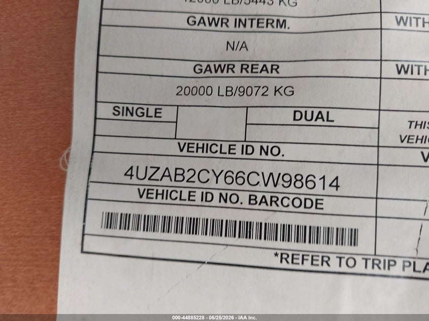 2006 Freightliner Chassis VIN 4UZAB2CY66CW98614 IAAI salvage auction — REAR END, Original (Texas), sold $15,725 on 2026-08-18 (photo 9)