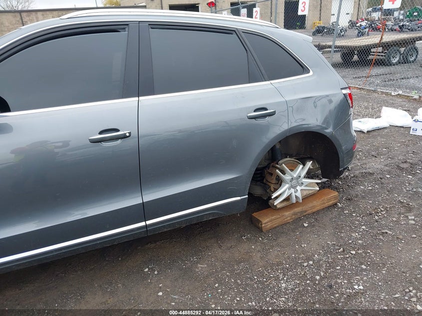 2017 Audi Q5 VIN WA1C2AFP6HA098310 IAAI salvage auction — SIDE, Salvage Title, sold $1,750 on 2026-07-12 (photo 6)