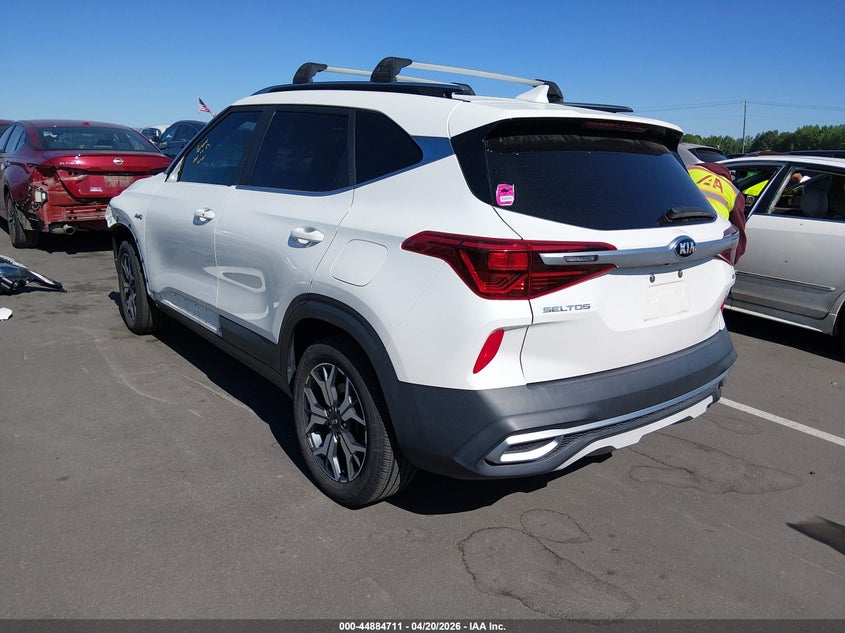 2021 Kia Seltos VIN KNDERCAA6M7103098 IAAI salvage auction — FRONT END, Salvage Title, sold $5,400 on 2026-07-15 (photo 3)