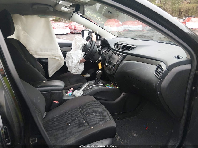 2019 Nissan Rogue VIN JN1BJ1CR9KW322676 IAAI salvage auction — FRONT END, Salvage Title, sold $650 on 2026-07-28 (photo 5)