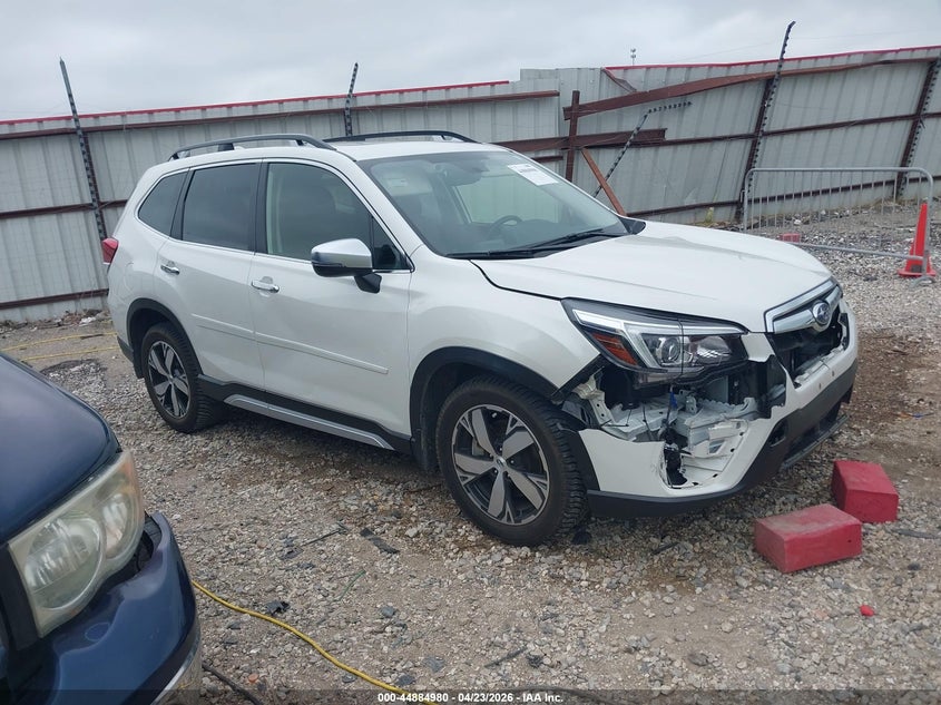 2019 Subaru Forester VIN JF2SKAWC9KH443389 IAAI salvage auction — FRONT END, Salvage (Missouri), sold $6,175 on 2026-07-16 (photo 1)