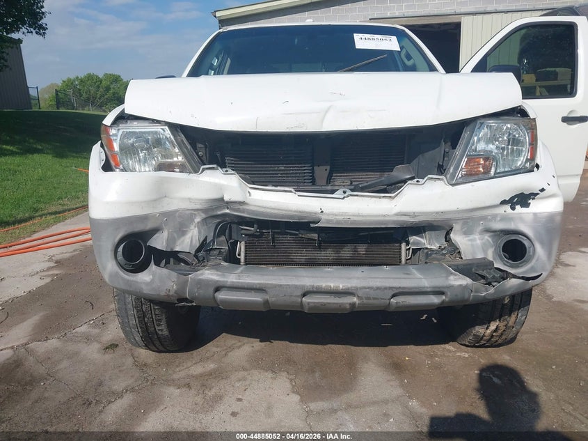 2014 Nissan Navara (frontier) VIN 1N6AD0EV2EN721733 IAAI salvage auction — FRONT END, Wait Title, sold $2,350 on 2026-07-11 (photo 6)