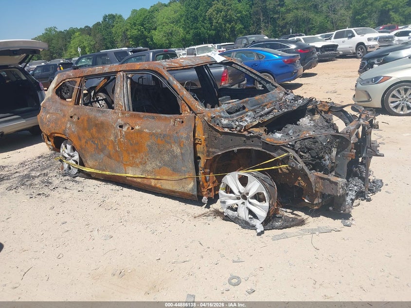 2021 Toyota Highlander VIN 5TDHZRAH9MS061447 IAAI salvage auction — TOTAL BURN, Junk Receipt (North Carolina), sold $250 on 2026-07-06 (photo 1)