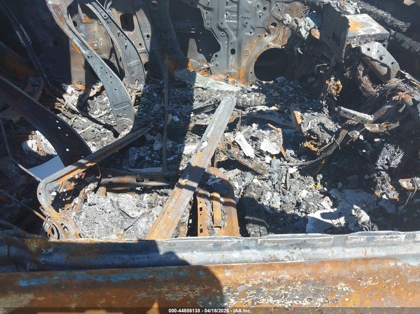 2021 Toyota Highlander VIN 5TDHZRAH9MS061447 IAAI salvage auction — TOTAL BURN, Junk Receipt (North Carolina), sold $250 on 2026-07-06 (photo 5)