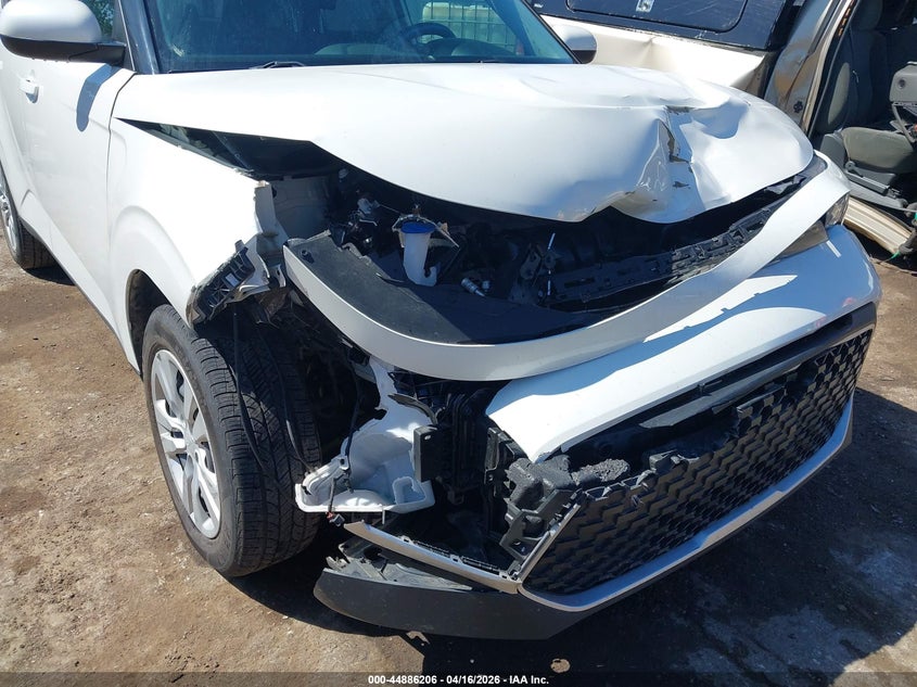 2023 Kia Soul VIN KNDJ23AU5P7847406 IAAI salvage auction — FRONT END, Clear (Oklahoma), sold $2,725 on 2026-07-08 (photo 6)